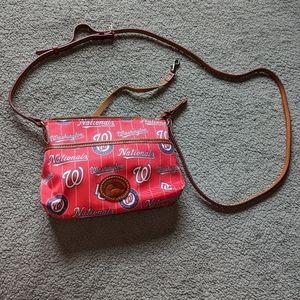 DOONEY & BOURKE 'Washington Nationals' crossbody⚾🧢